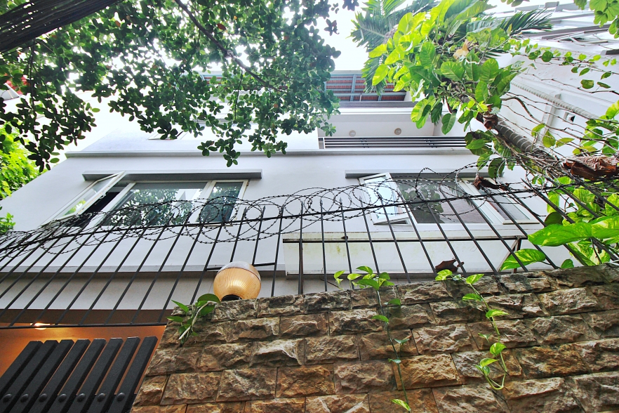 Beautiful house, fully furnished for rent on Tay Ho Street